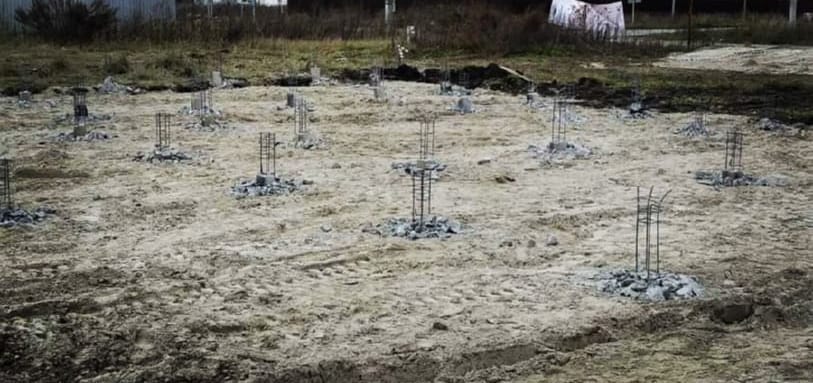 Фундамент на забивных ЖБ сваях