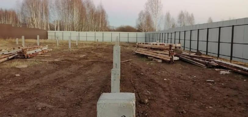 Фундамент на забивных ЖБ сваях