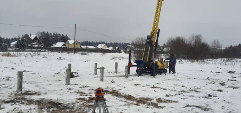 Фундамент на забивных ЖБ сваях