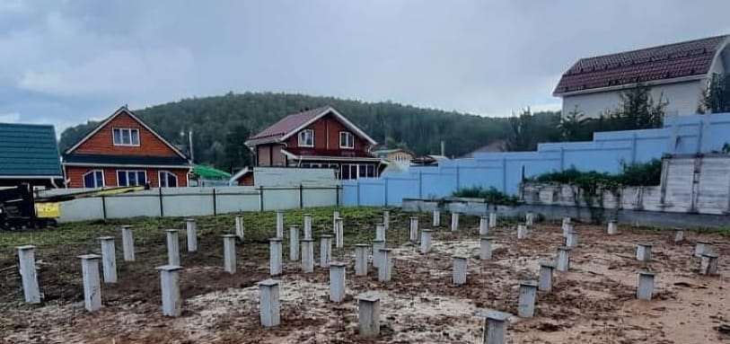 Фундамент на забивных ЖБ сваях